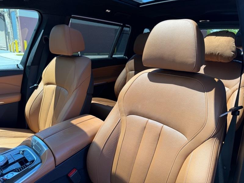 BMW X7 xDrive40i Sports Activity Vehicle 2020