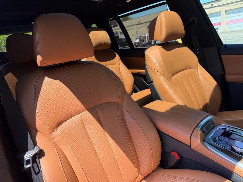 BMW X7 xDrive40i Sports Activity Vehicle 2020