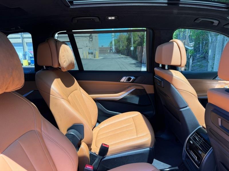 BMW X7 xDrive40i Sports Activity Vehicle 2020