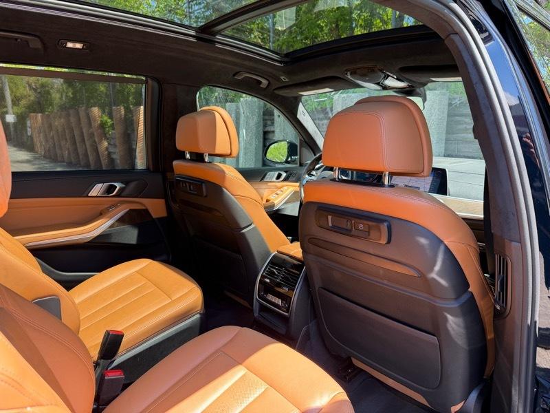 BMW X7 xDrive40i Sports Activity Vehicle 2020