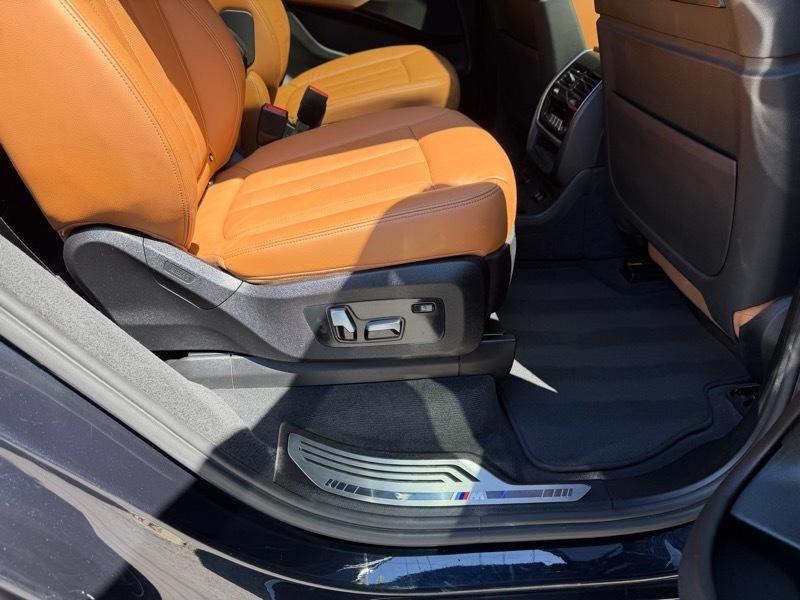 BMW X7 xDrive40i Sports Activity Vehicle 2020