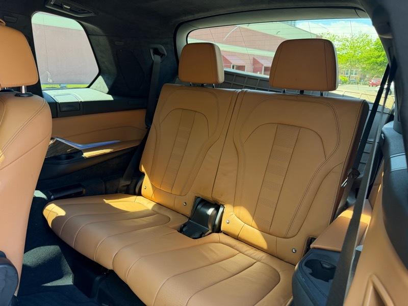 BMW X7 xDrive40i Sports Activity Vehicle 2020