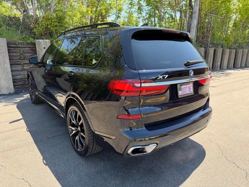 BMW X7 xDrive40i Sports Activity Vehicle 2020