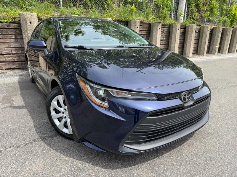 Toyota Corolla LE 2024