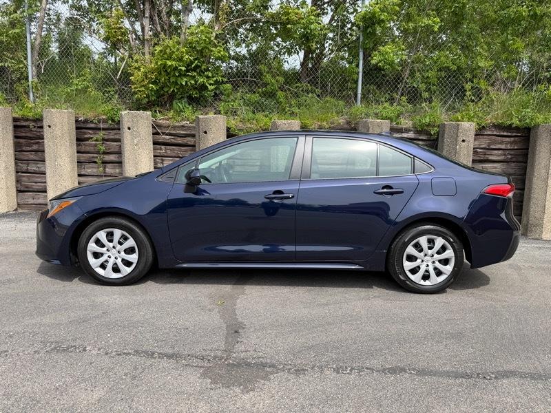 Toyota Corolla LE 2024