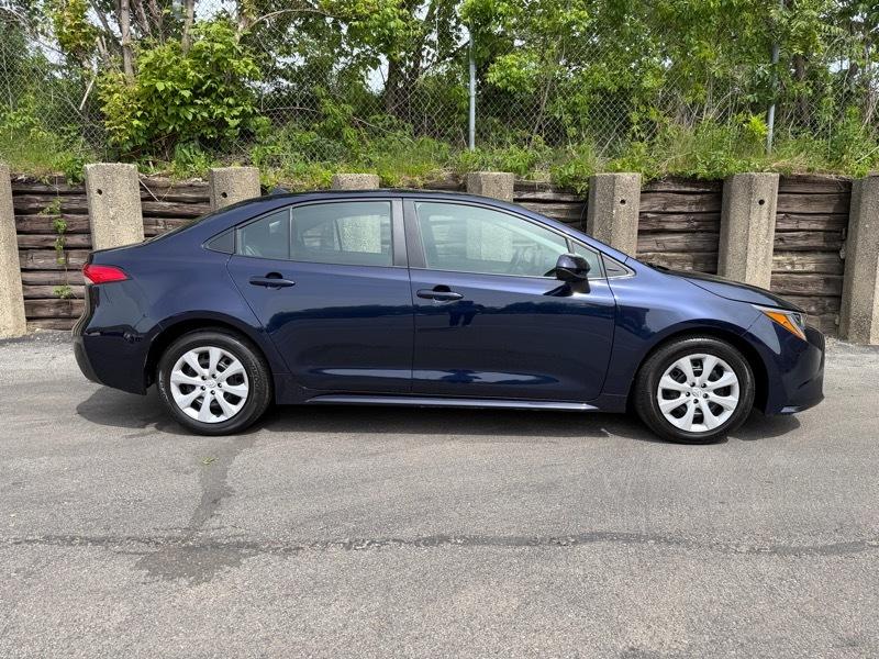 Toyota Corolla LE 2024