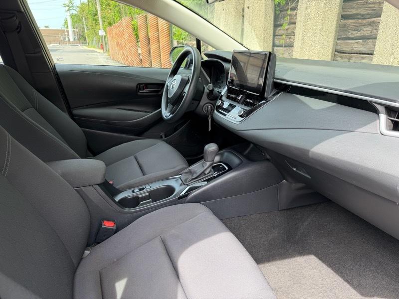 Toyota Corolla LE 2024