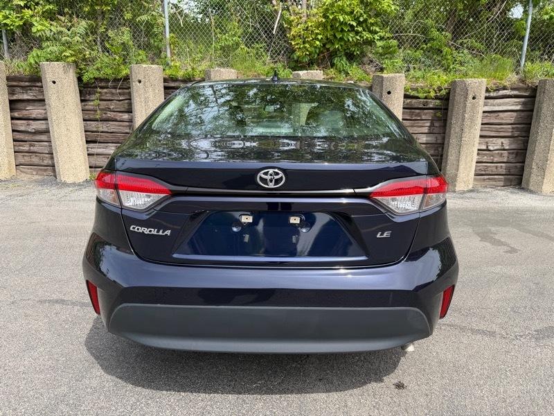 Toyota Corolla LE 2024