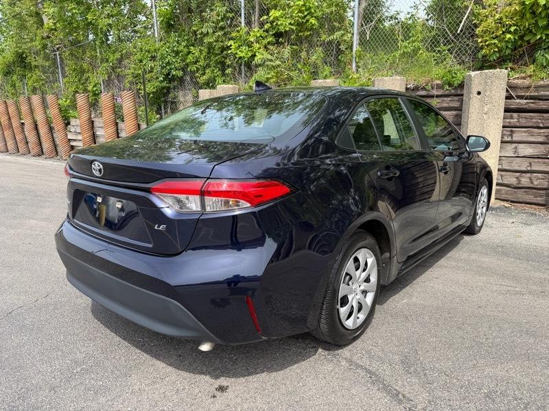 Toyota Corolla LE 2024