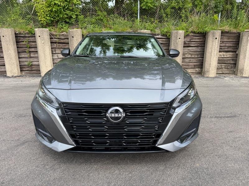 Nissan Altima 2.5 SV 2025