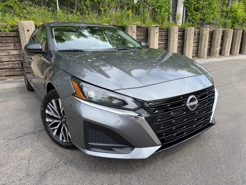 Nissan Altima 2.5 SV 2025