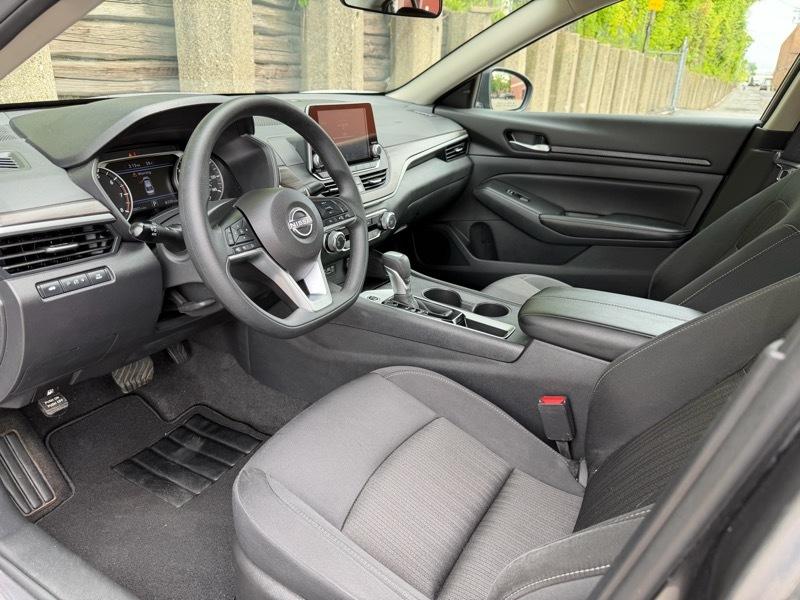 Nissan Altima 2.5 SV 2025