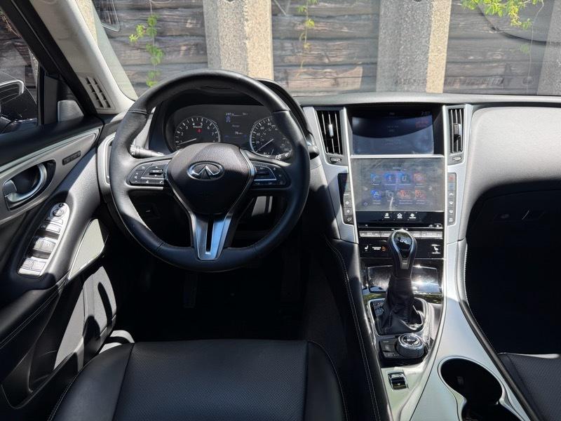 Infiniti Q50 3.0t LUXE AWD 2022