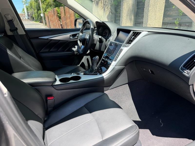 Infiniti Q50 3.0t LUXE AWD 2022