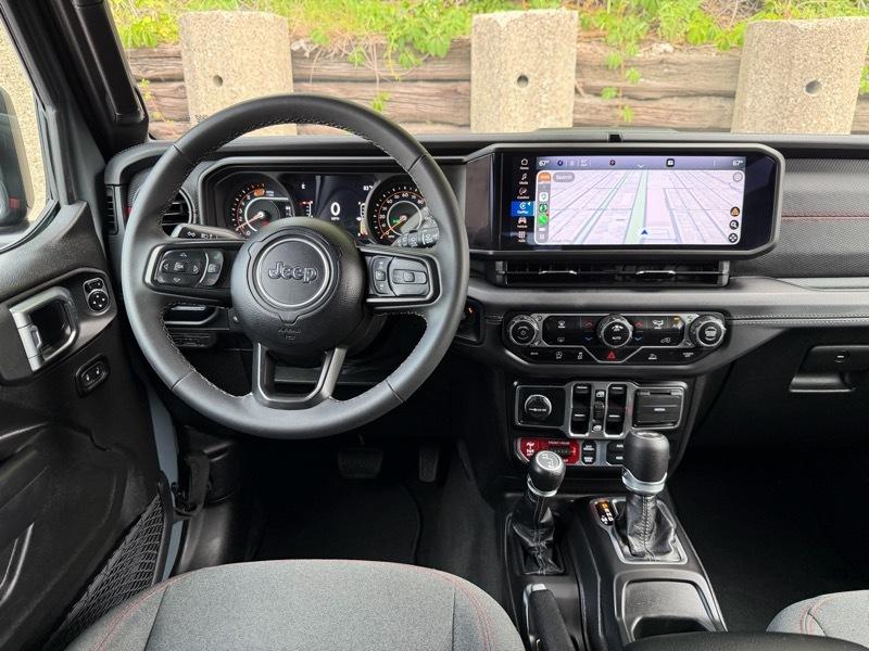 Jeep Wrangler  2025