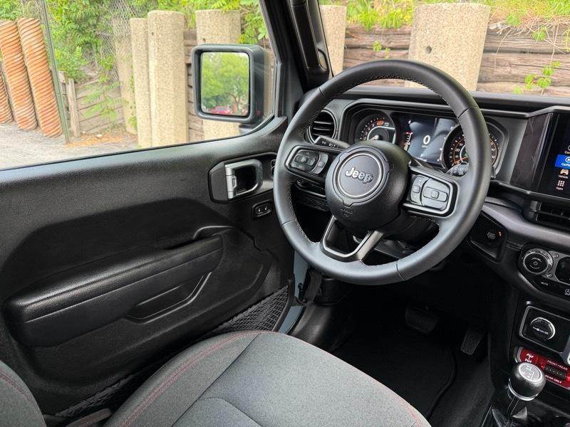 Jeep Wrangler  2025