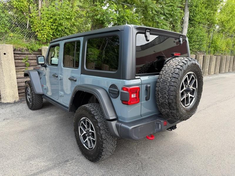 Jeep Wrangler  2025