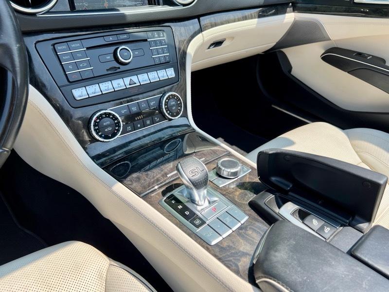 Mercedes-Benz SL-Class SL550 2017