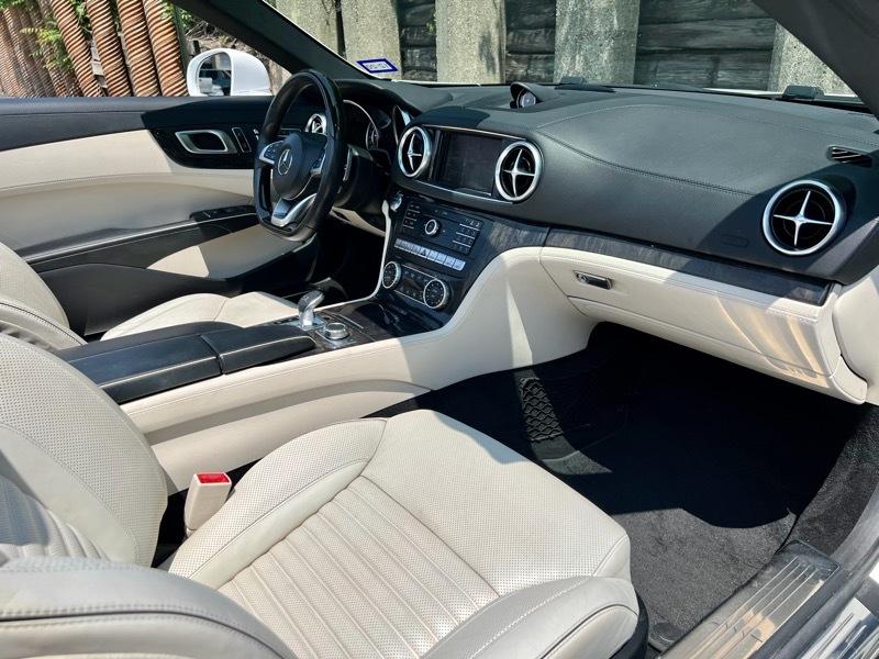 Mercedes-Benz SL-Class SL550 2017