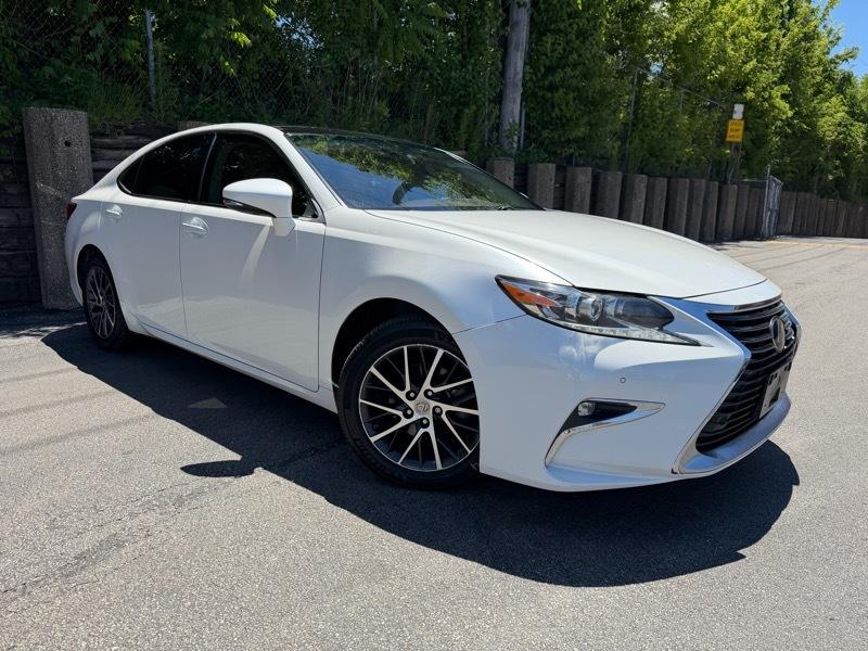 Lexus ES 350 Sedan 2016