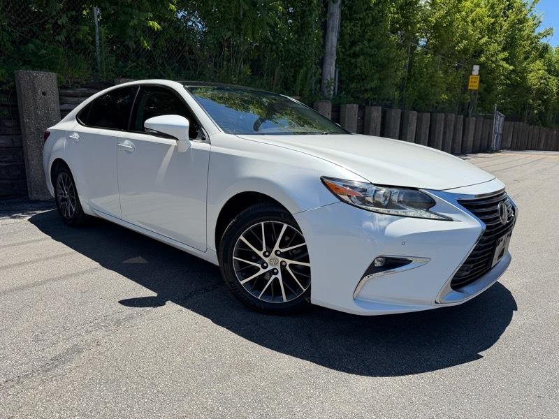Lexus ES 350 Sedan 2016