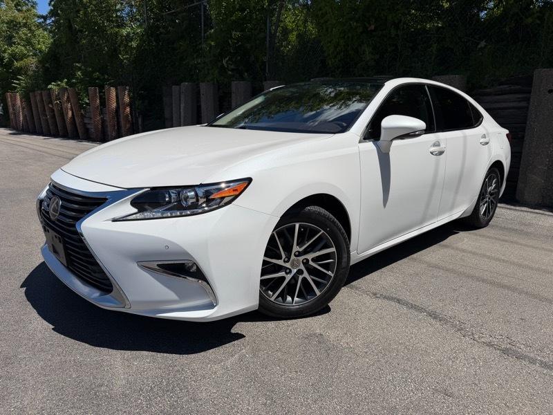 Lexus ES 350 Sedan 2016