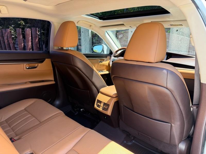 Lexus ES 350 Sedan 2016