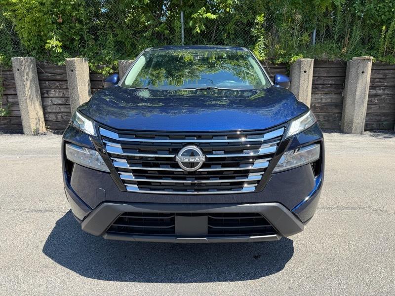 Nissan Rogue SV 2025