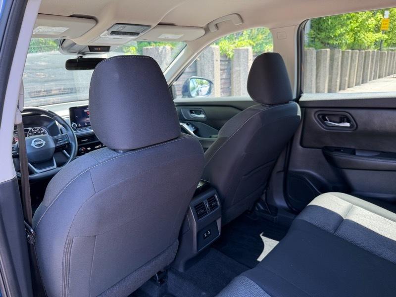 Nissan Rogue SV 2025