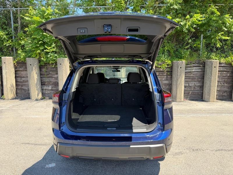Nissan Rogue SV 2025