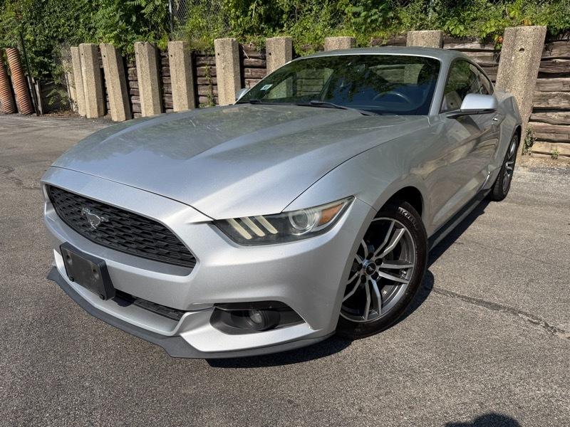 Ford Mustang EcoBoost Coupe 2015