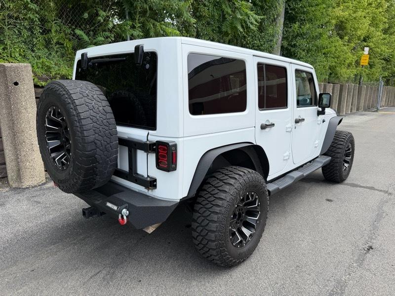 Jeep Wrangler Unlimited Sahara 4WD 2016
