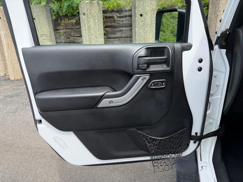 Jeep Wrangler Unlimited Sahara 4WD 2016