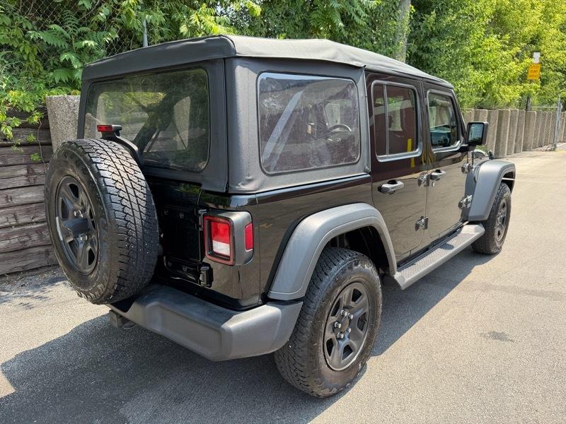 Jeep Wrangler Unlimited Sport 2018