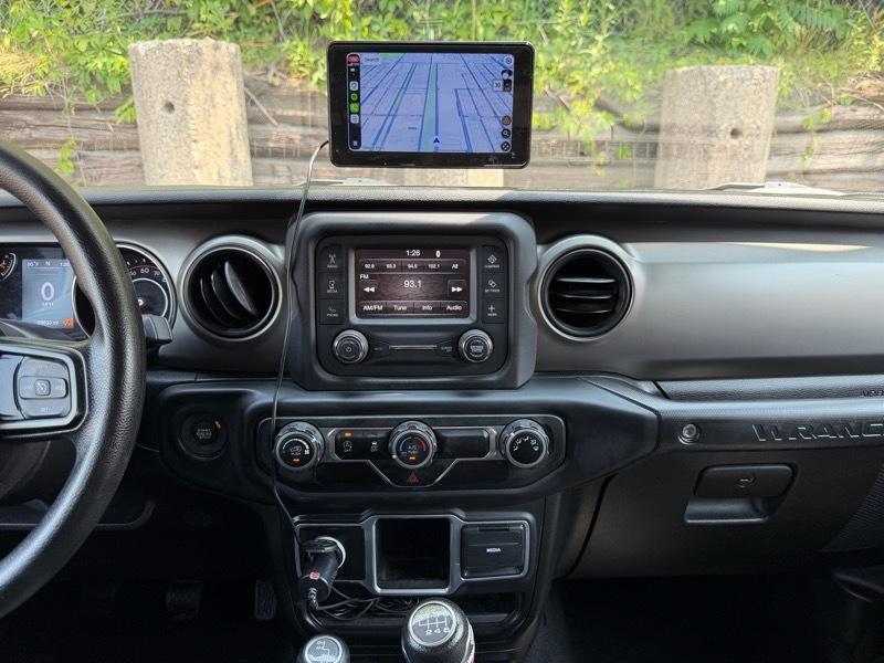 Jeep Wrangler Unlimited Sport 2018