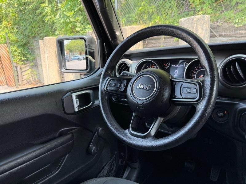 Jeep Wrangler Unlimited Sport 2018