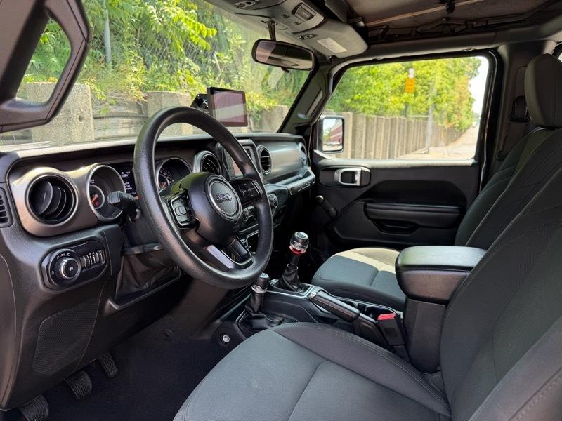 Jeep Wrangler Unlimited Sport 2018