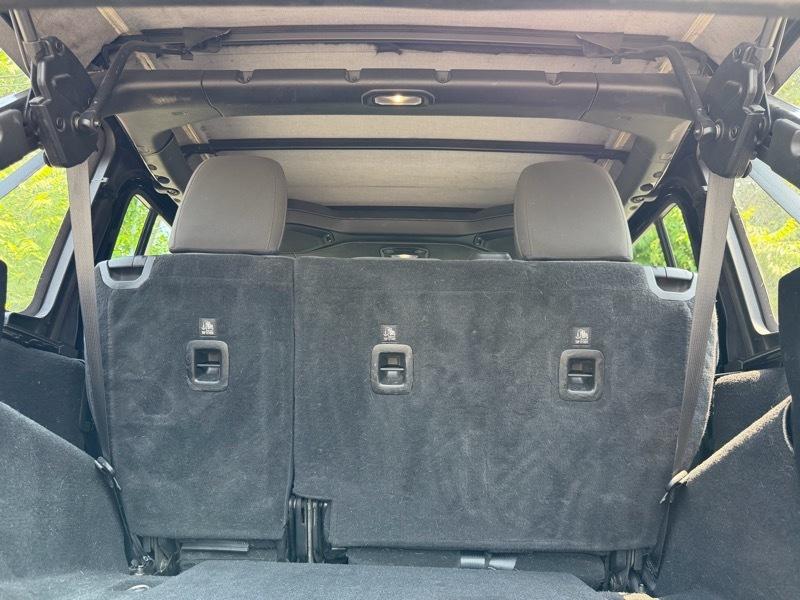 Jeep Wrangler Unlimited Sport 2018