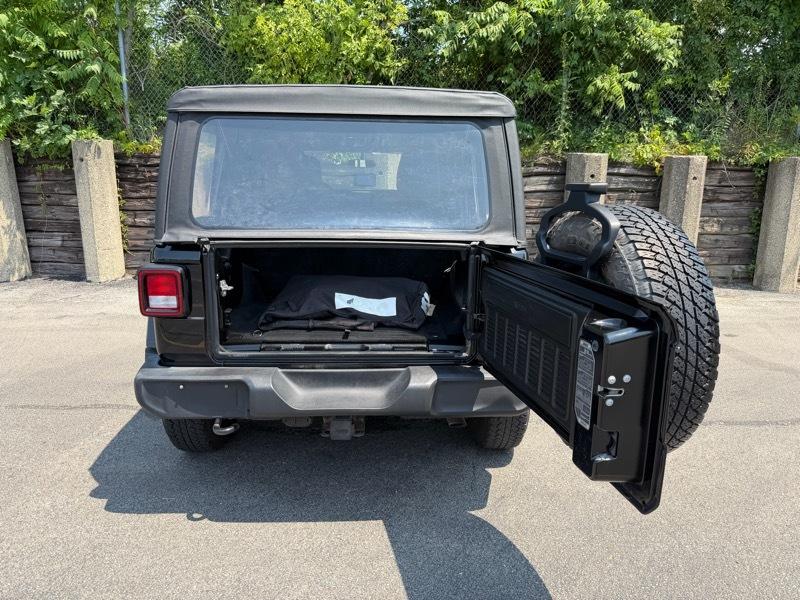 Jeep Wrangler Unlimited Sport 2018