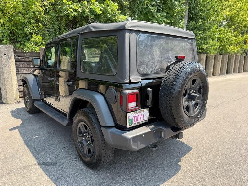Jeep Wrangler Unlimited Sport 2018