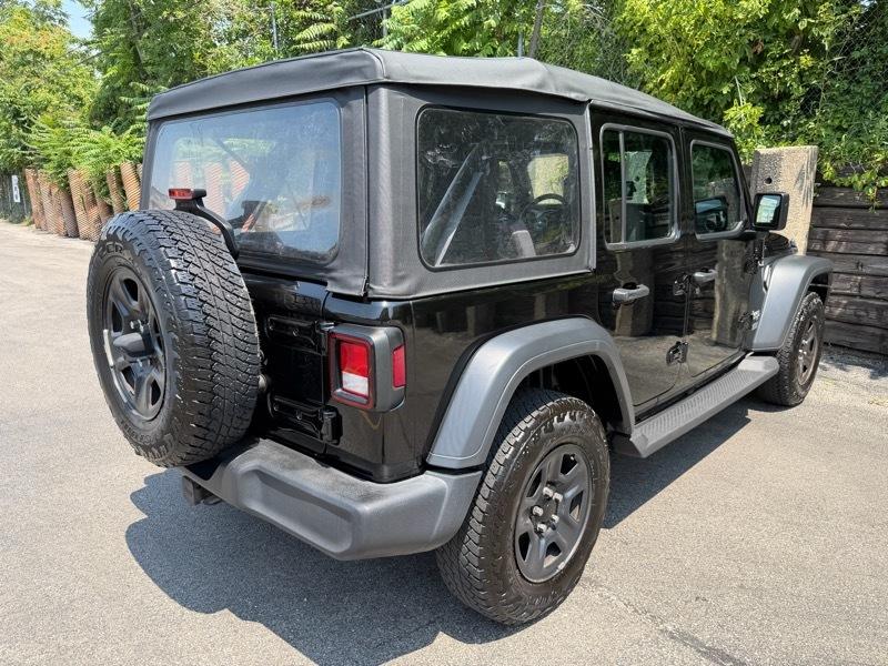 Jeep Wrangler Unlimited Sport 2018