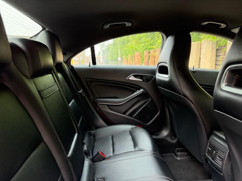 Mercedes-Benz CLA-Class CLA250 2015
