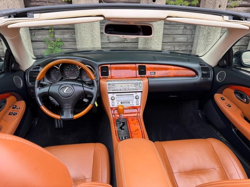 Lexus SC 430 Convertible 2004