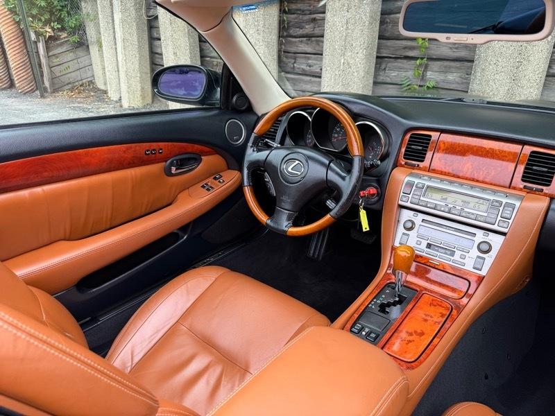 Lexus SC 430 Convertible 2004