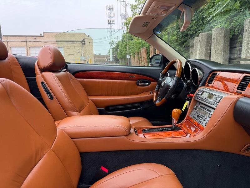 Lexus SC 430 Convertible 2004