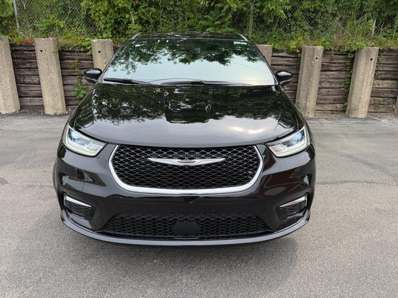 Chrysler Pacifica Limited 2026