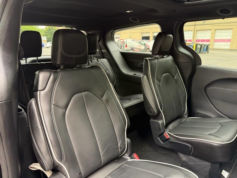 Chrysler Pacifica Limited 2026