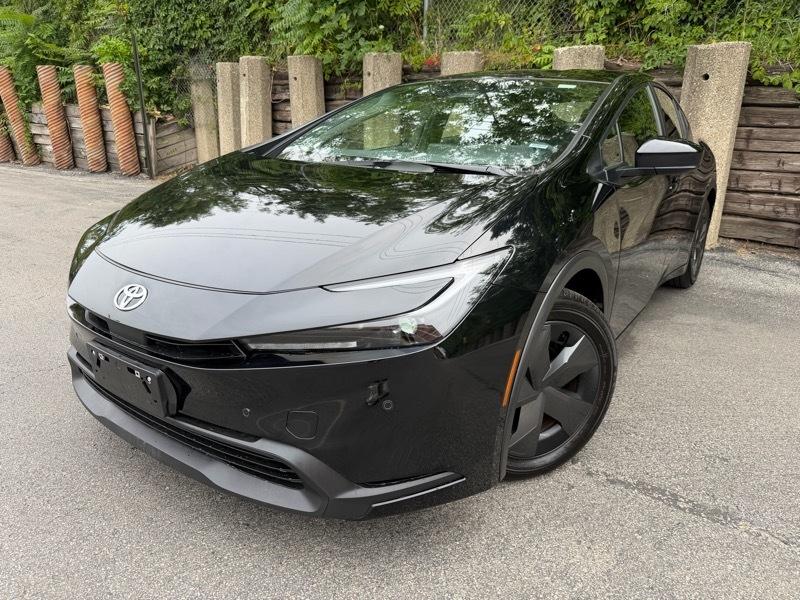 Toyota Prius LE 2025