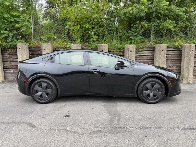 Toyota Prius LE 2025