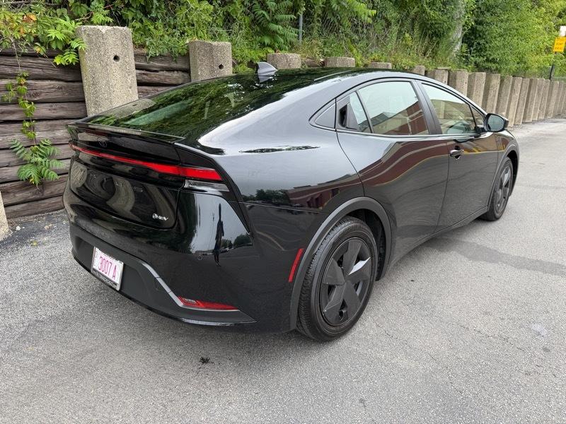 Toyota Prius LE 2025